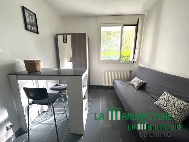 Studio Meublé en Rez-de-Chaussée sur Parc Privé à Saint-Étienne (42100) 