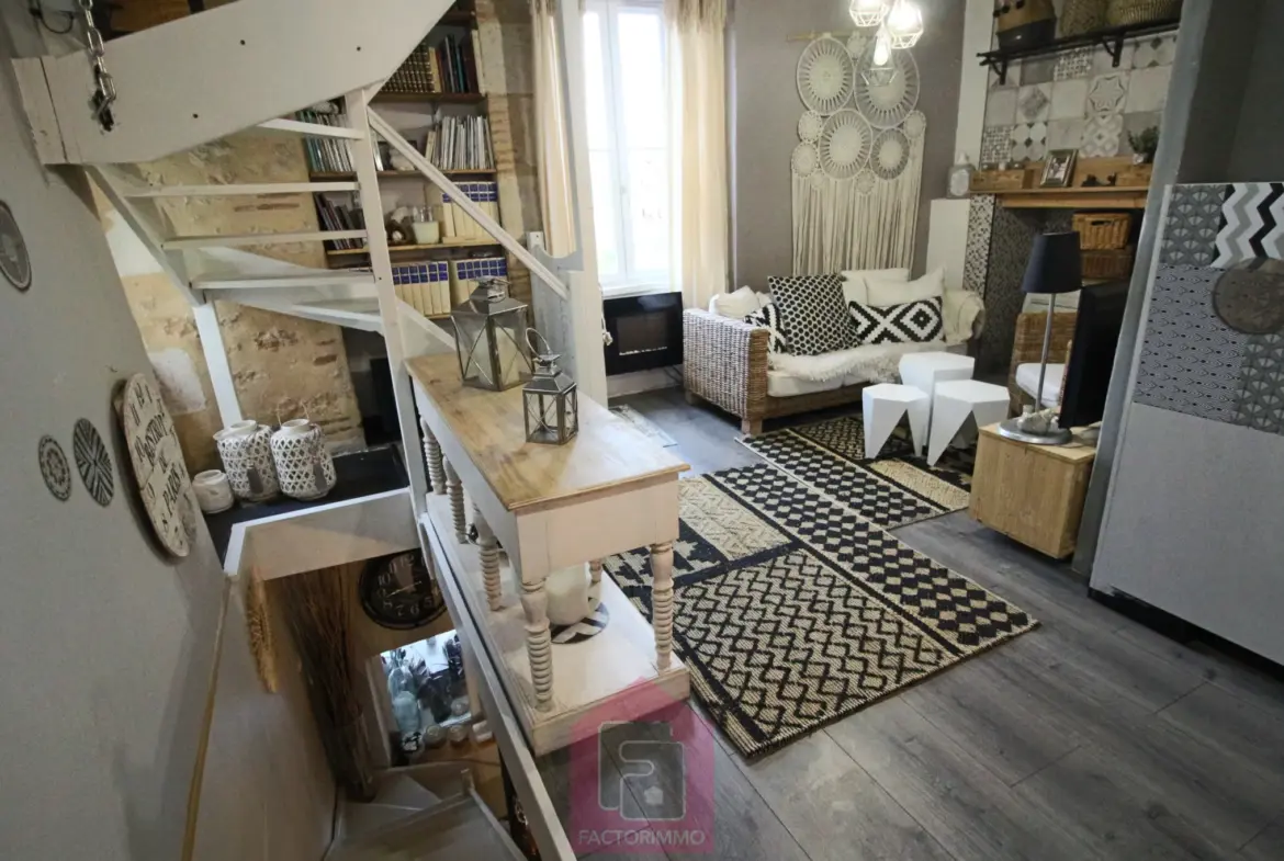 Jolie maison de 85 m² à vendre au cœur de Puy l'Évêque 