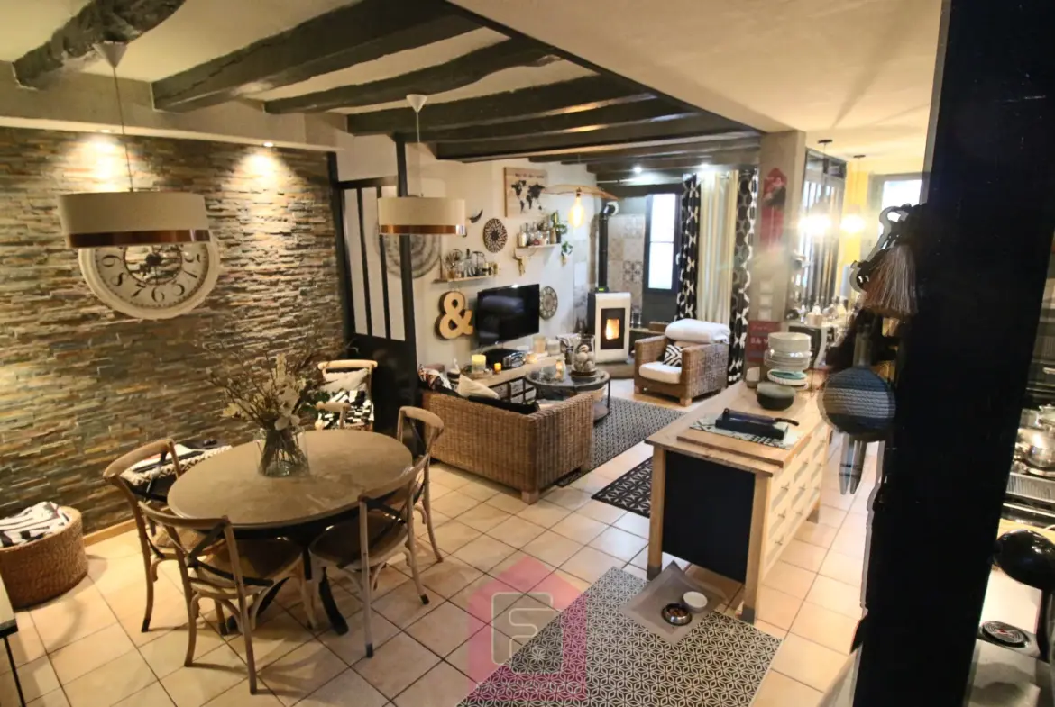 Jolie maison de 85 m² à vendre au cœur de Puy l'Évêque 