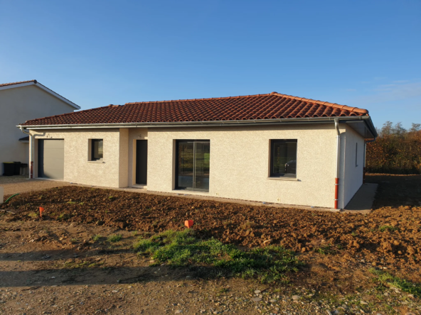 Maison neuve à vendre à Dompierre-sur-Veyle - 3 chambres, terrain de 569 m²