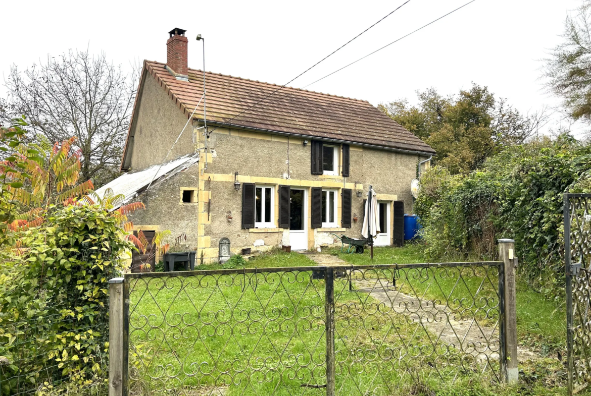 À vendre : maison agréable à Nolay, 87 000 euros 