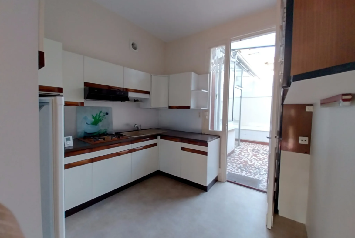 Appartement T4 avec Terrasse à Perigueux - Proche Gare 