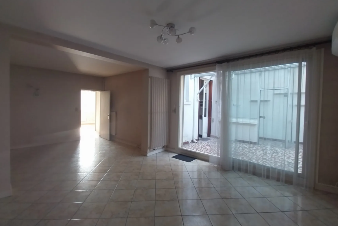 Appartement T4 avec Terrasse à Perigueux - Proche Gare 