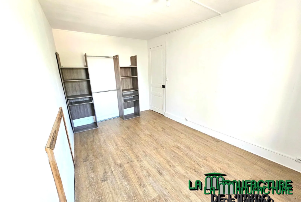 APPARTEMENT F3 AVEC BALCON À UNIEUX - 69,98 M² 