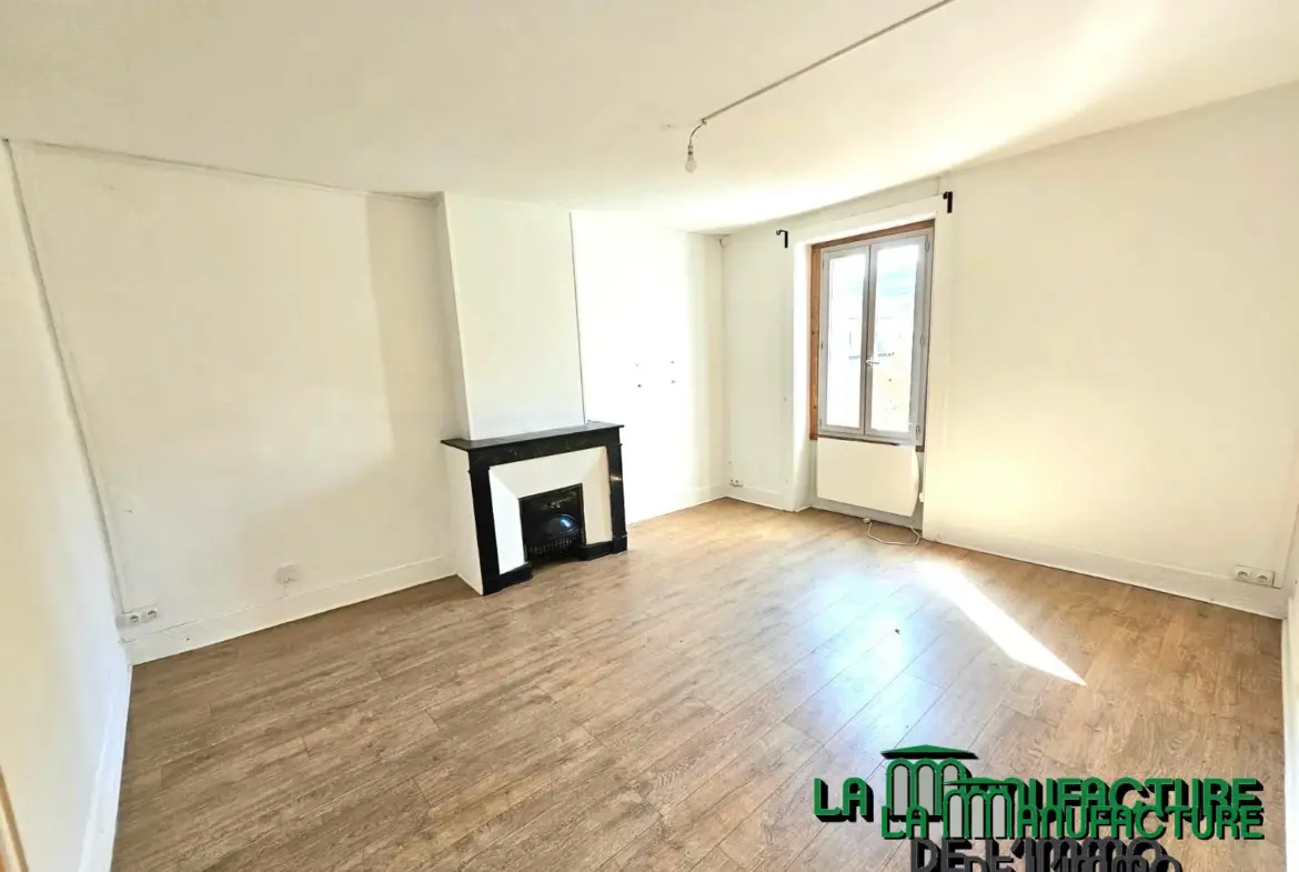 APPARTEMENT F3 AVEC BALCON À UNIEUX - 69,98 M² 