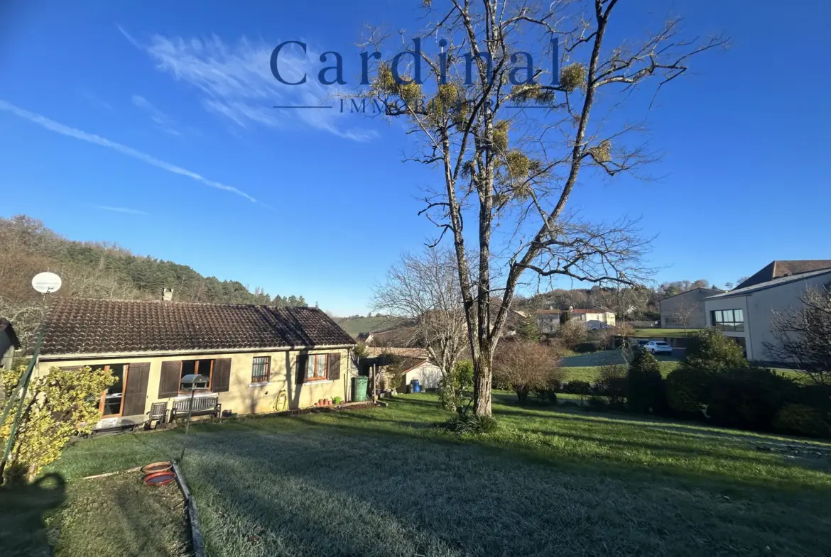 Maison 90 m² avec garage, atelier et terrain à Coursac 