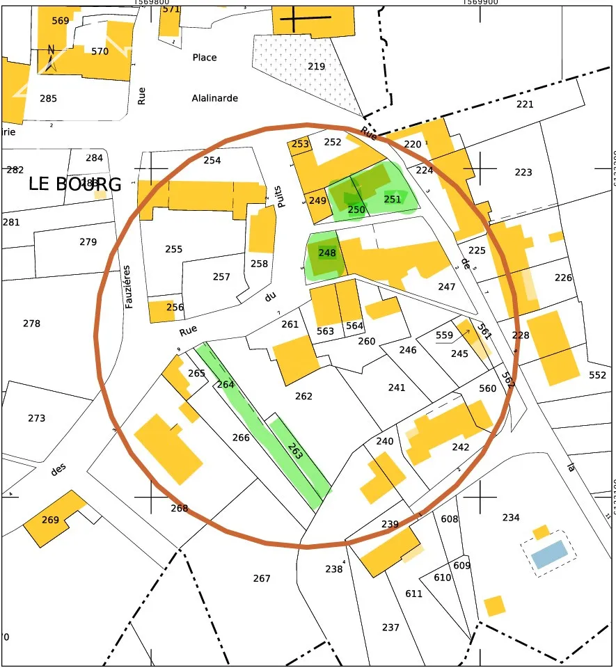 Maison 5 pièces de 153 m2 dans le centre de Beaulieu 