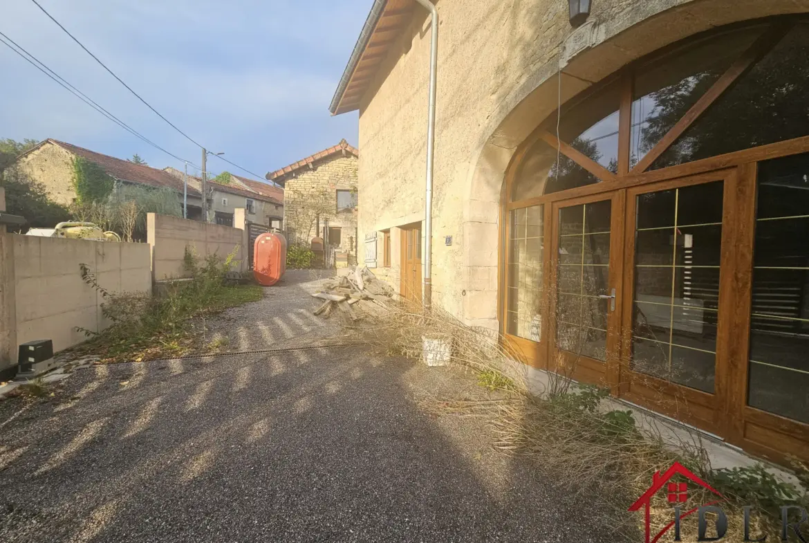 Maison de type F5 rénovée à Villars le Pautel 