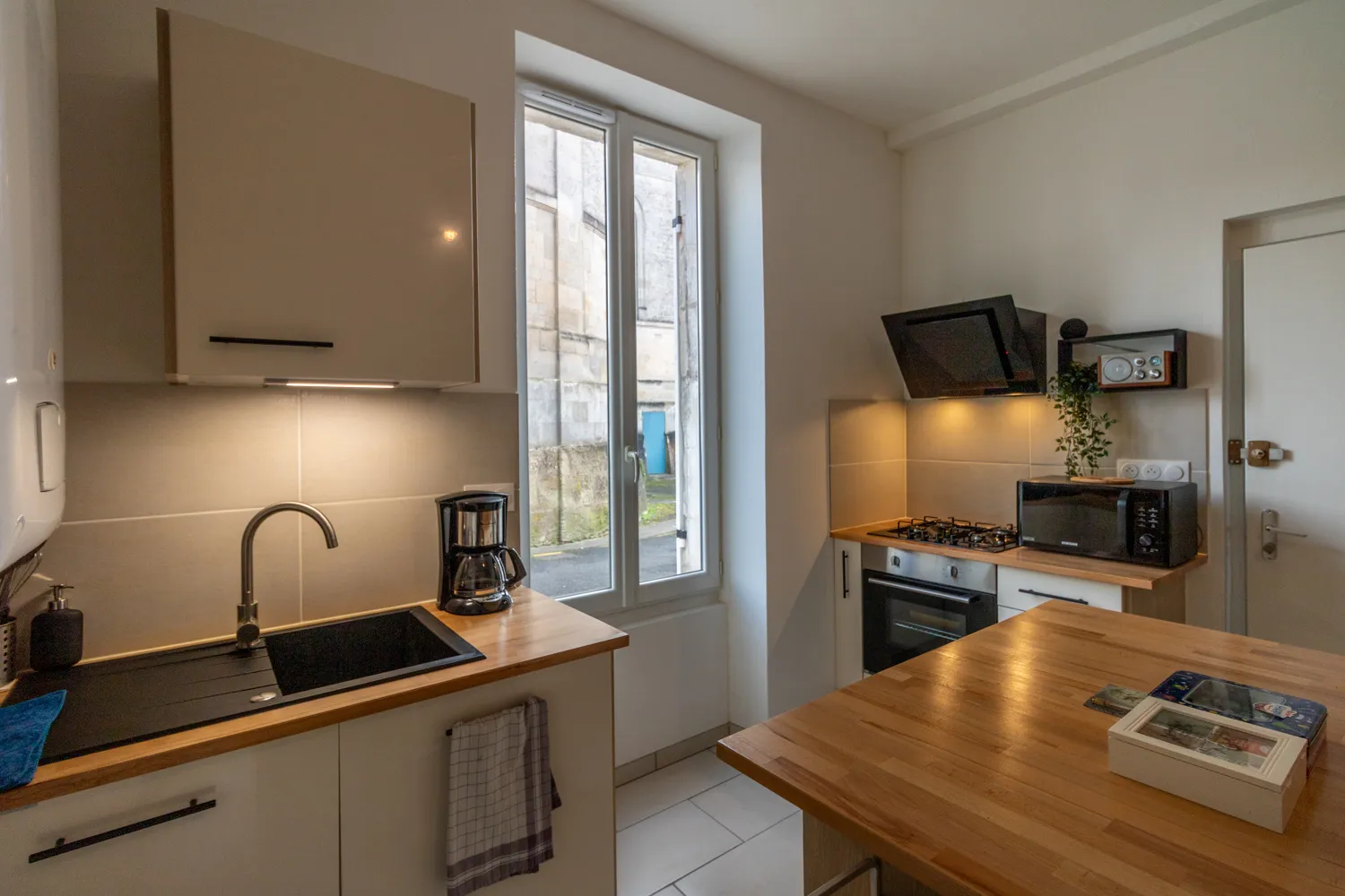 Appartement T2 récemment rénové à Saintes 