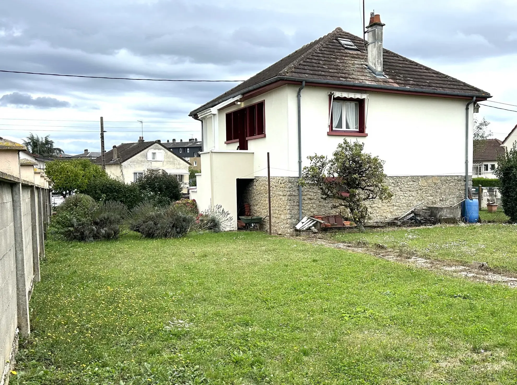 Vente d'un pavillon indépendant à Varennes Vauzelles 