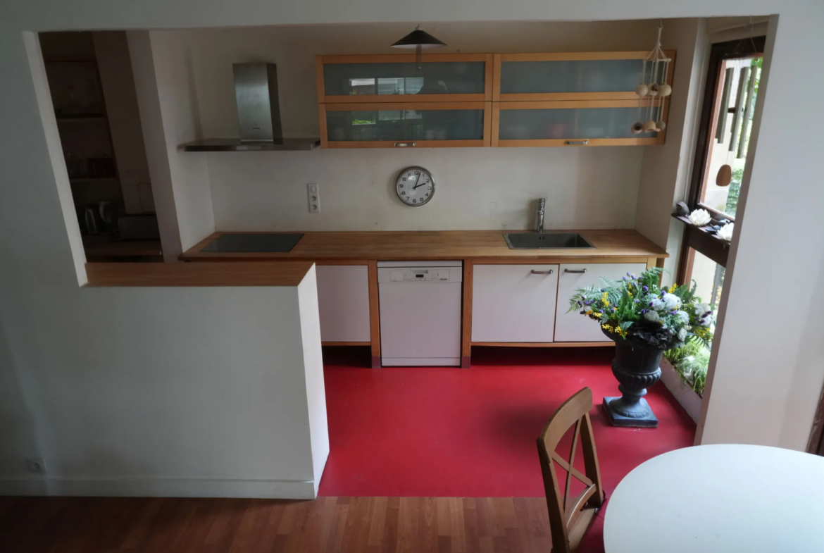 Appartement deux pièces à vendre à Le Chesnay-Rocquencourt 