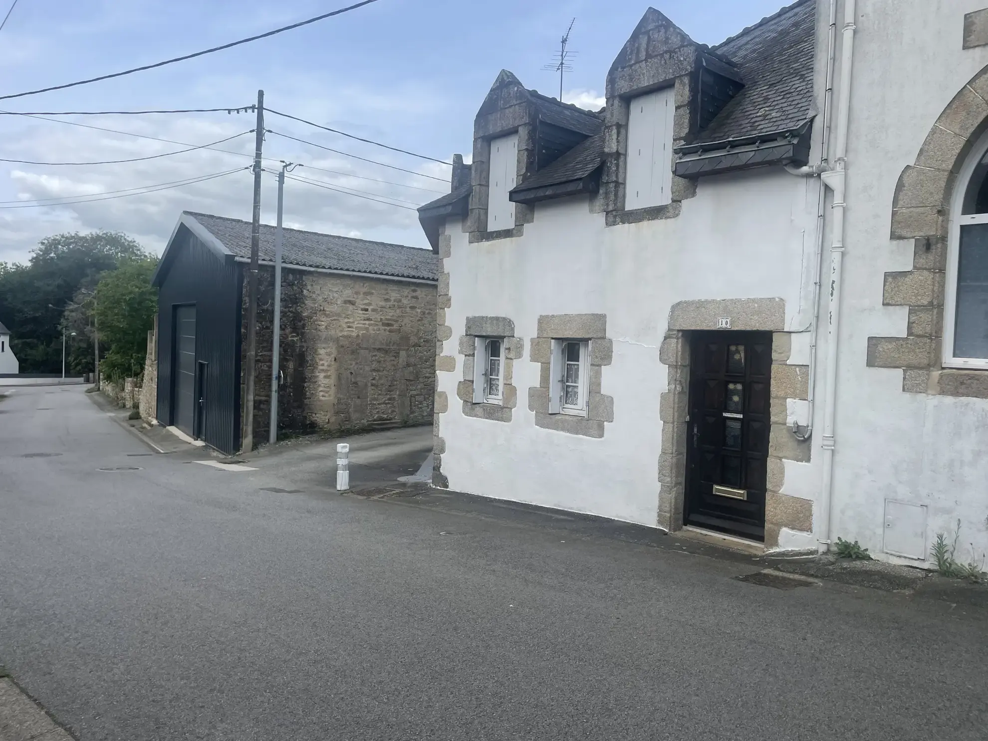 Maison de ville en pierre à vendre à Baud 