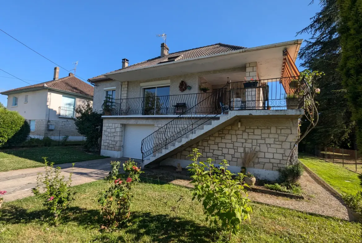 Maison individuelle à Puybrun - 5 chambres sur 135 m² 