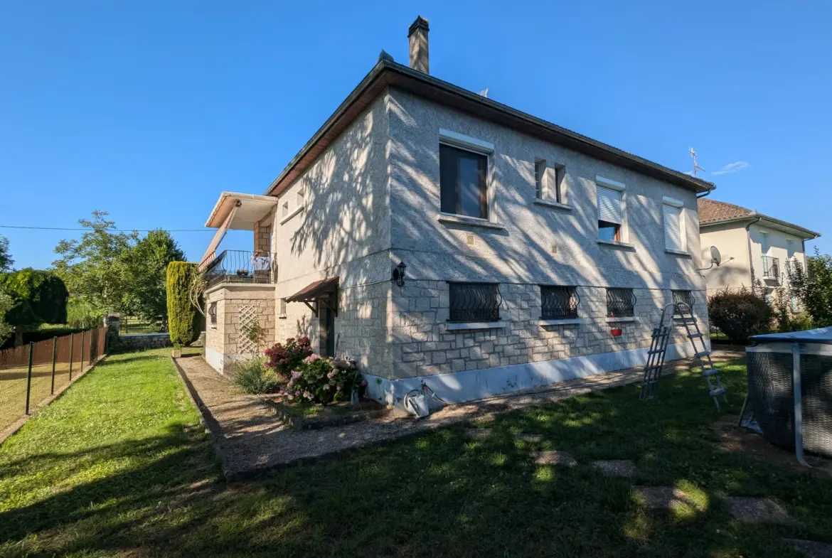 Maison individuelle à Puybrun - 5 chambres sur 135 m² 