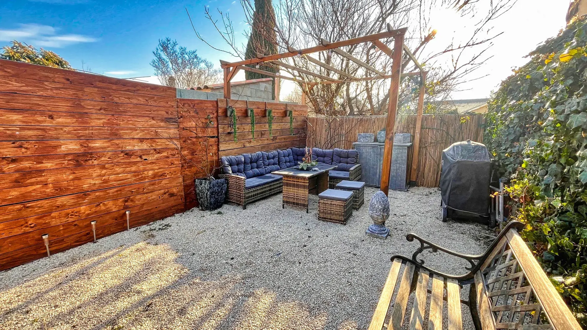 Maison avec terrasse et jardin à Althen des Paluds 