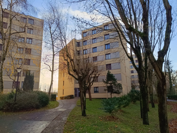 Appartement traversant lumineux de 73 m² à Montigny le Bretonneux