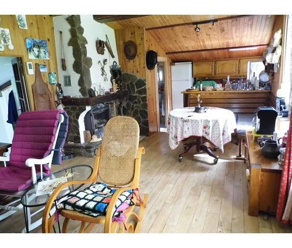 Chalet avec Dépendances à Pradelles-Cabardes 