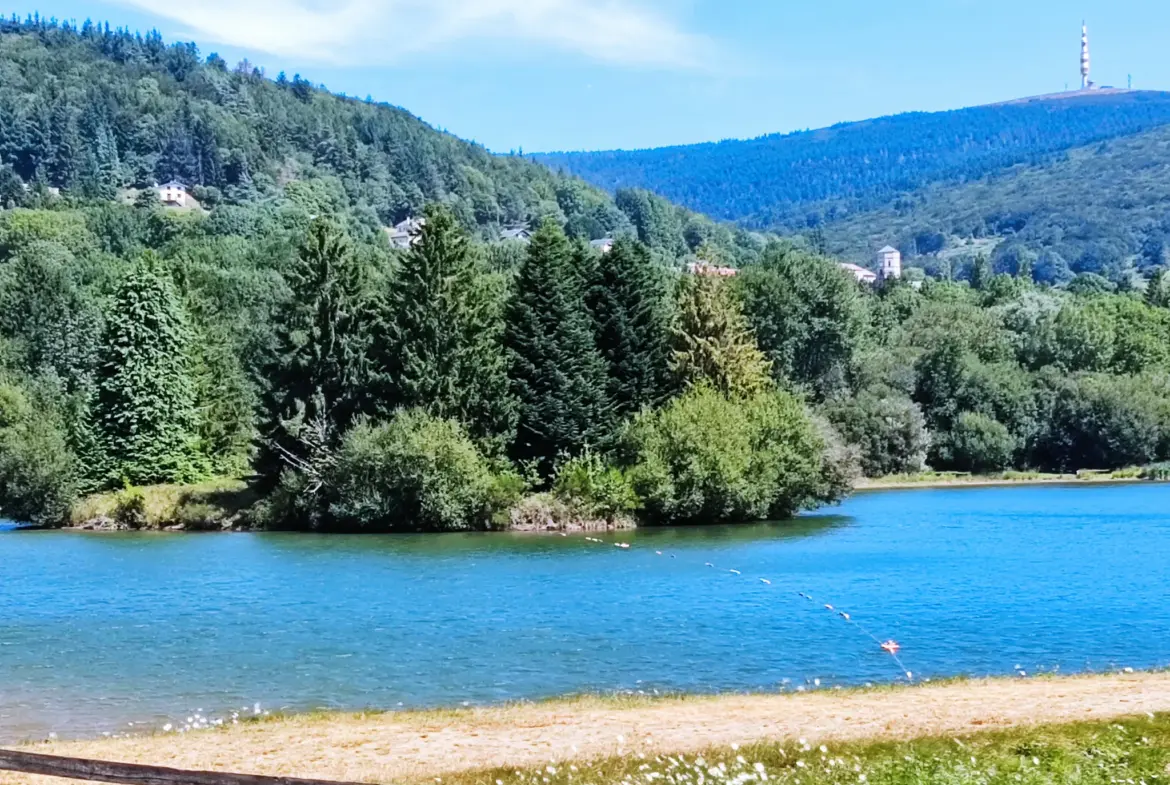 Chalet avec Dépendances à Pradelles-Cabardes 