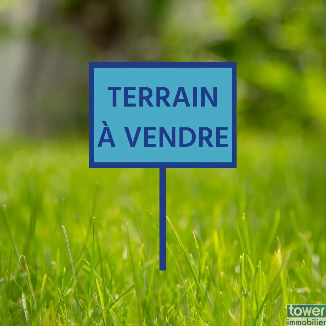 Terrain constructible à Chaumont en Vexin de 526 m² avec permis 