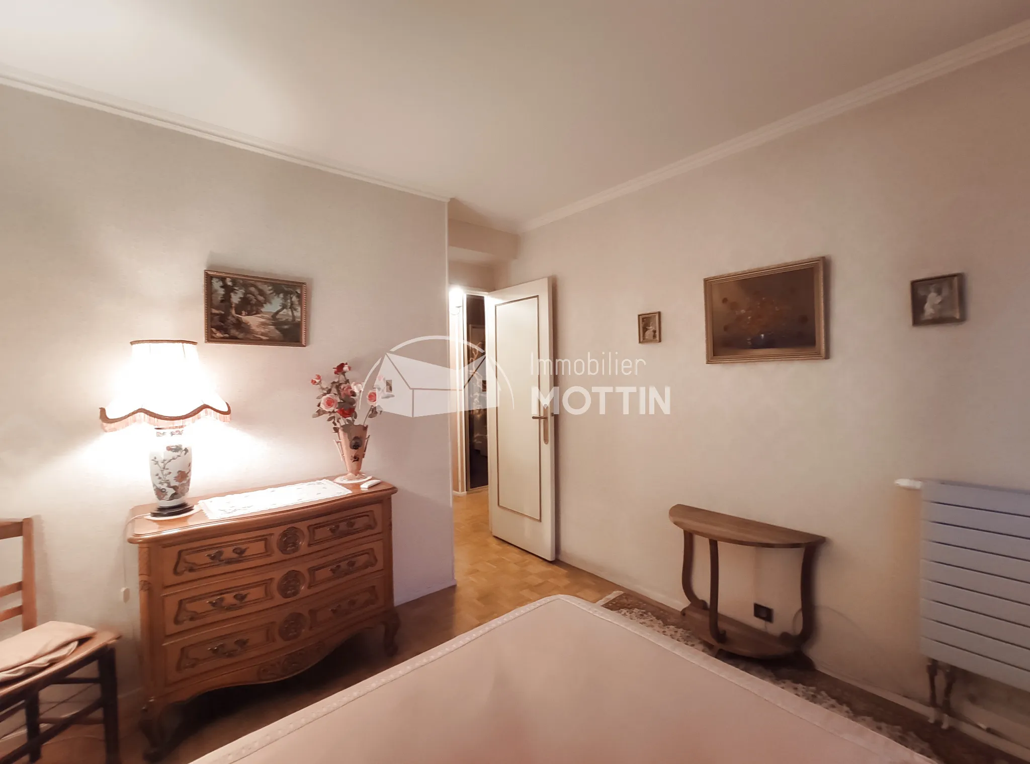 Appartement F2 avec Terrasse et Jardinet à Vitry-sur-Seine 