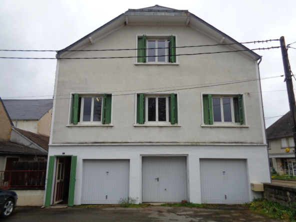 À vendre : Maison de 100 m² avec 3 garages à Prémery