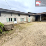 Fermette avec fort potentiel à Ozan - 57 m²