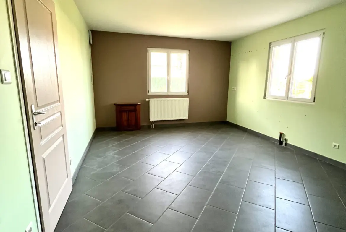 Maison spacieuse avec jardin à Lure - 240 000 EUR 