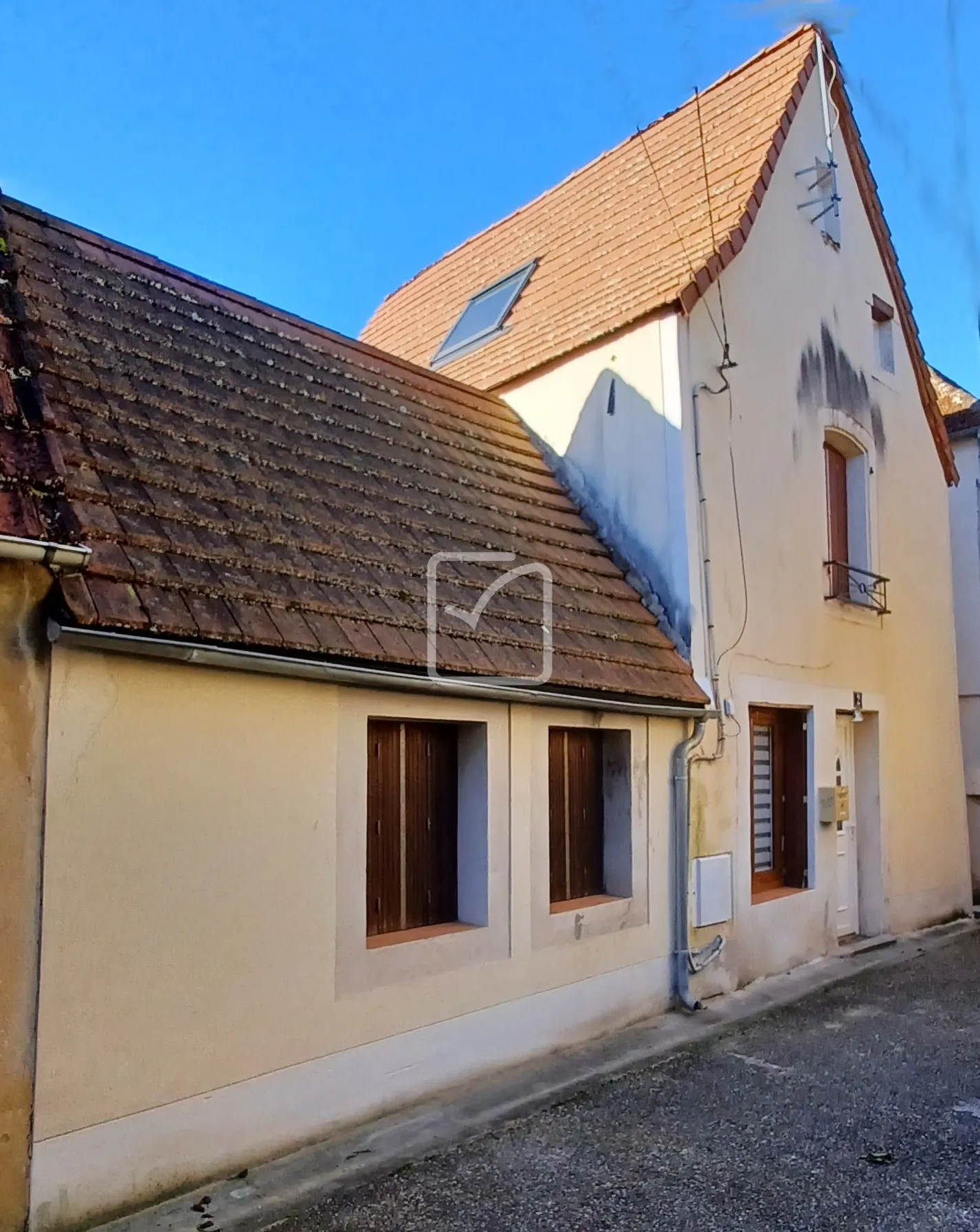 Maison d'Habitation en Pierres Rénovée à Gourdon - 75 m² 