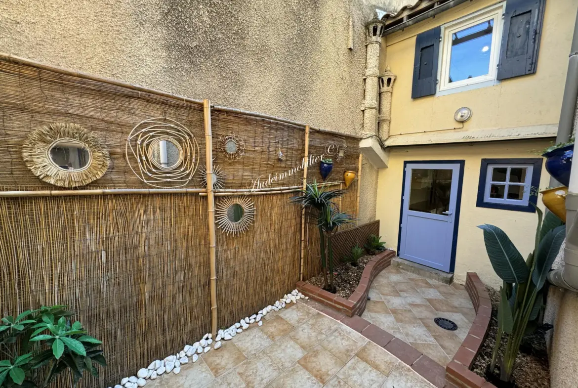 Maison de ville avec cour/terrasse à Limoux à vendre 