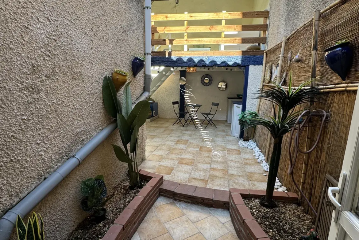 Maison de ville avec cour/terrasse à Limoux à vendre 