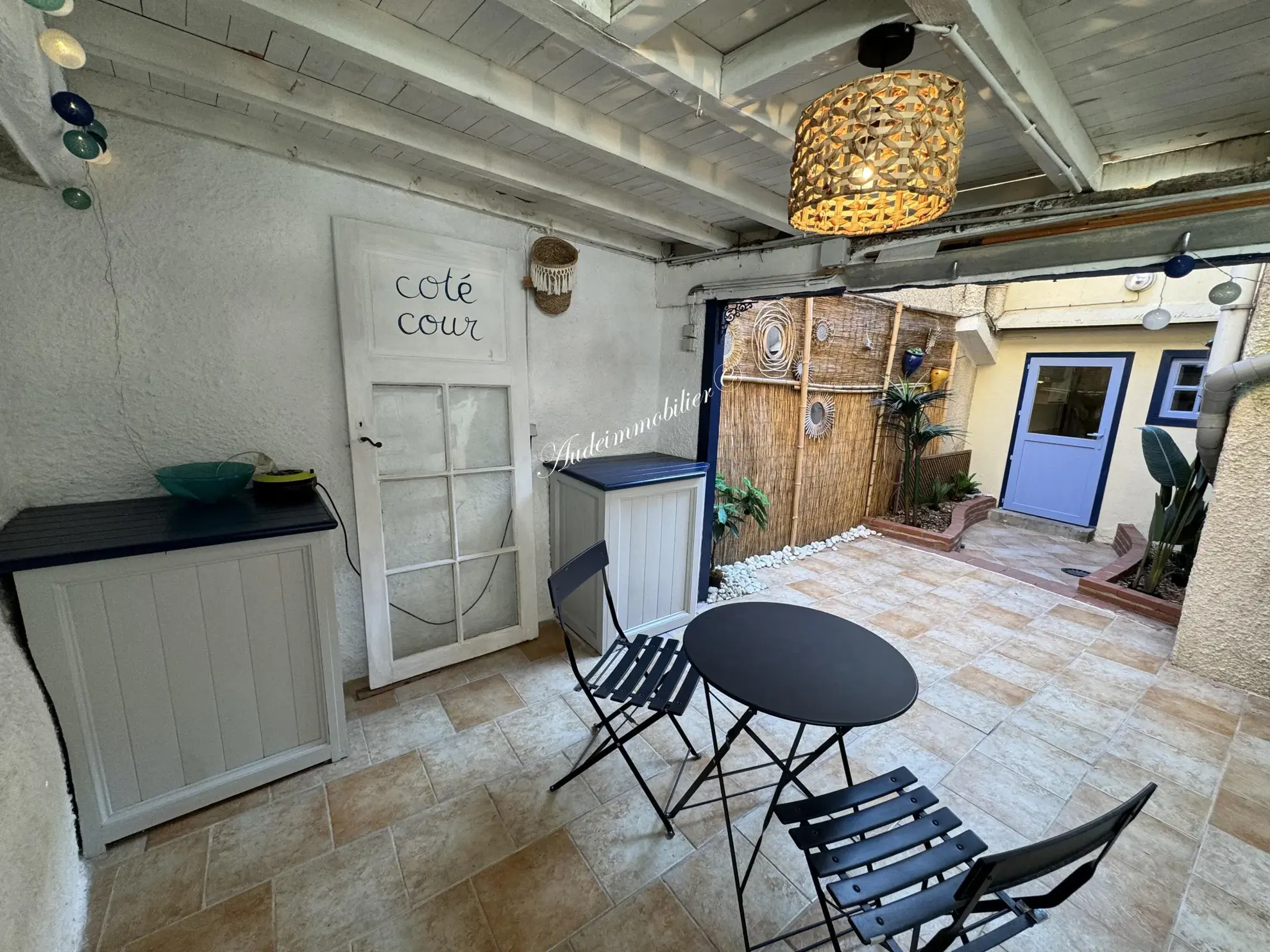 Maison de ville avec cour/terrasse à Limoux à vendre 