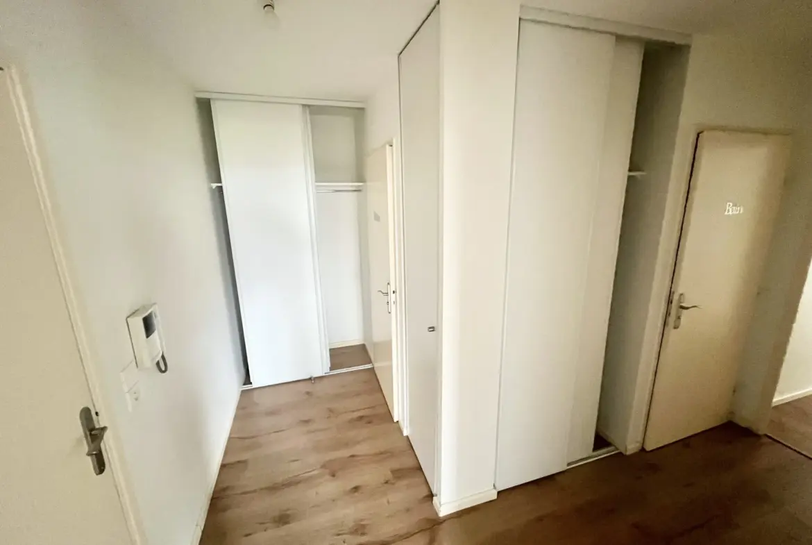 Appartement F3 de 64.04 m² à Chelles, proche commodités 