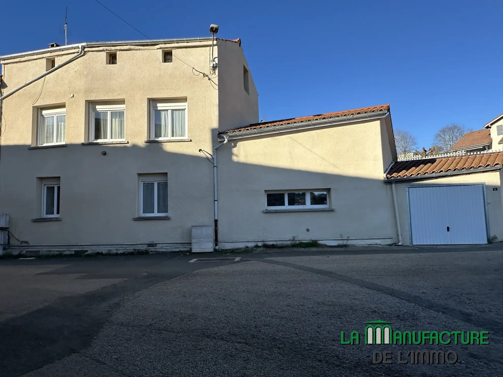 Maison familiale F5 avec jardin à Saint-Just-Malmont 