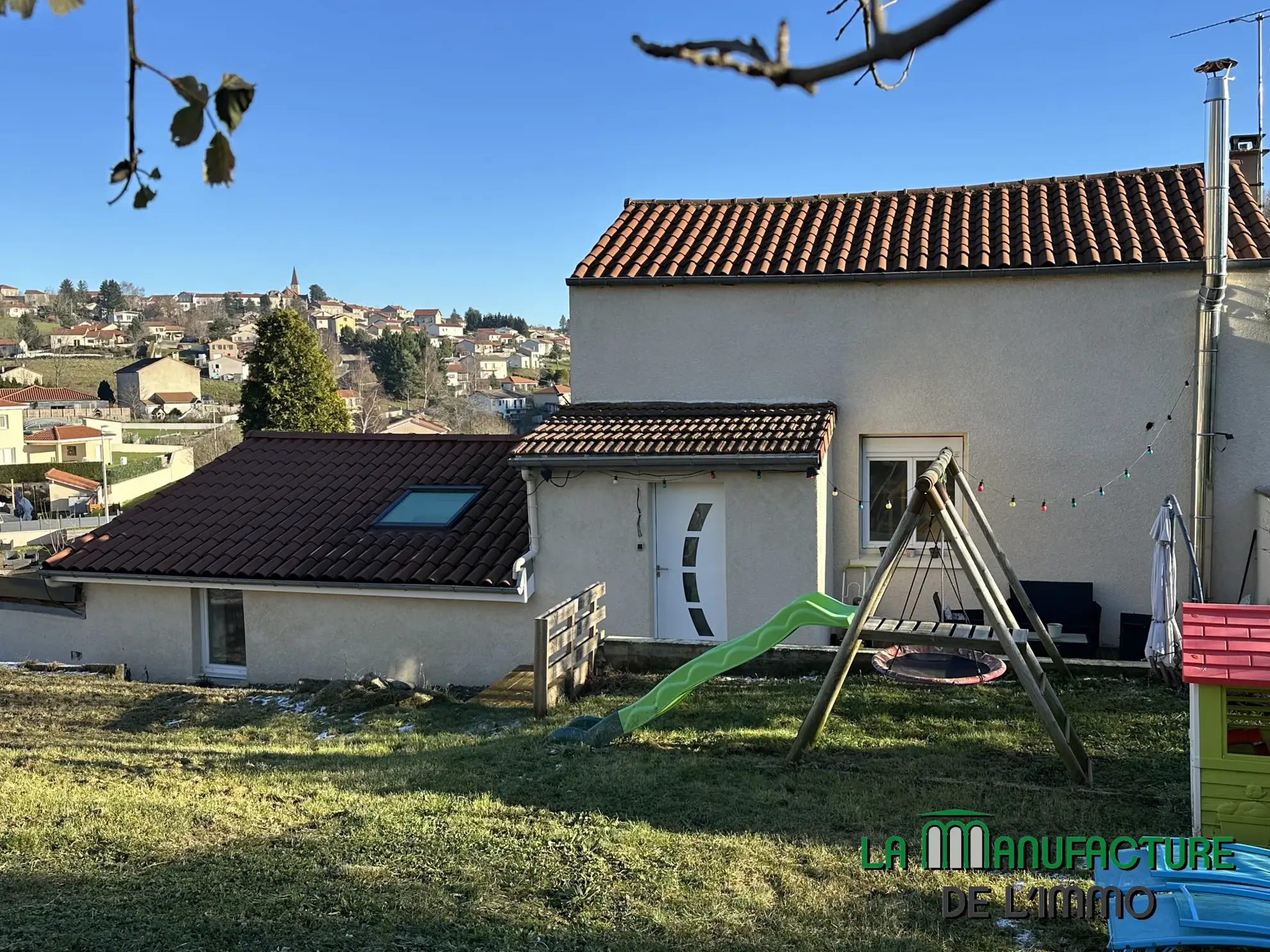 Maison familiale F5 avec jardin à Saint-Just-Malmont 