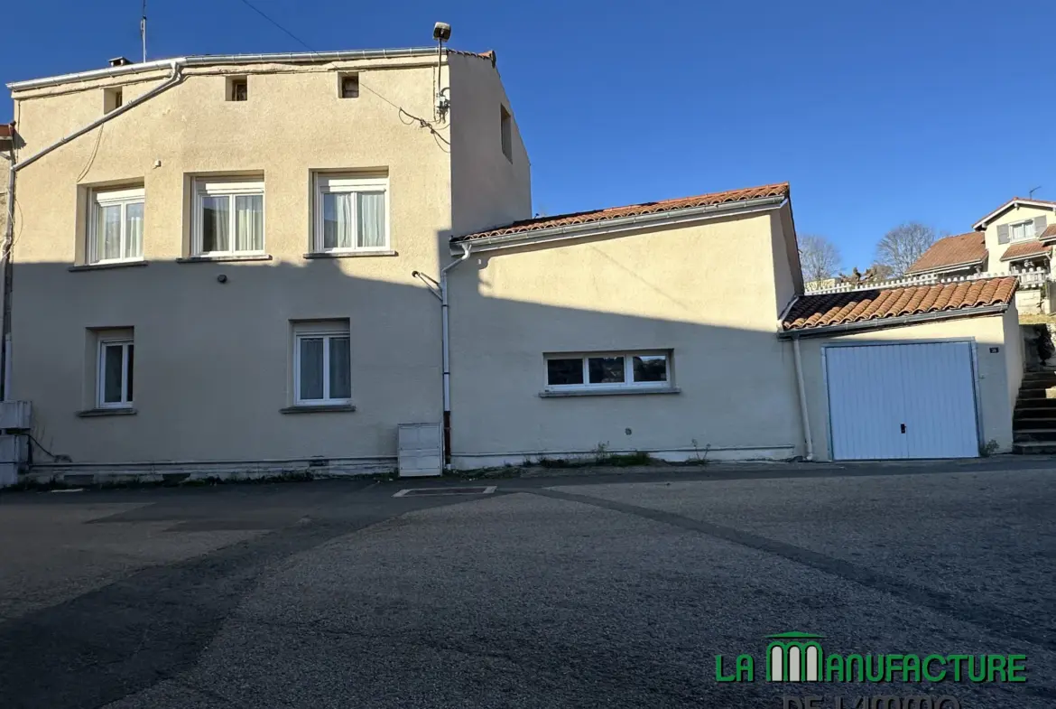 Maison familiale F5 avec jardin à Saint-Just-Malmont 