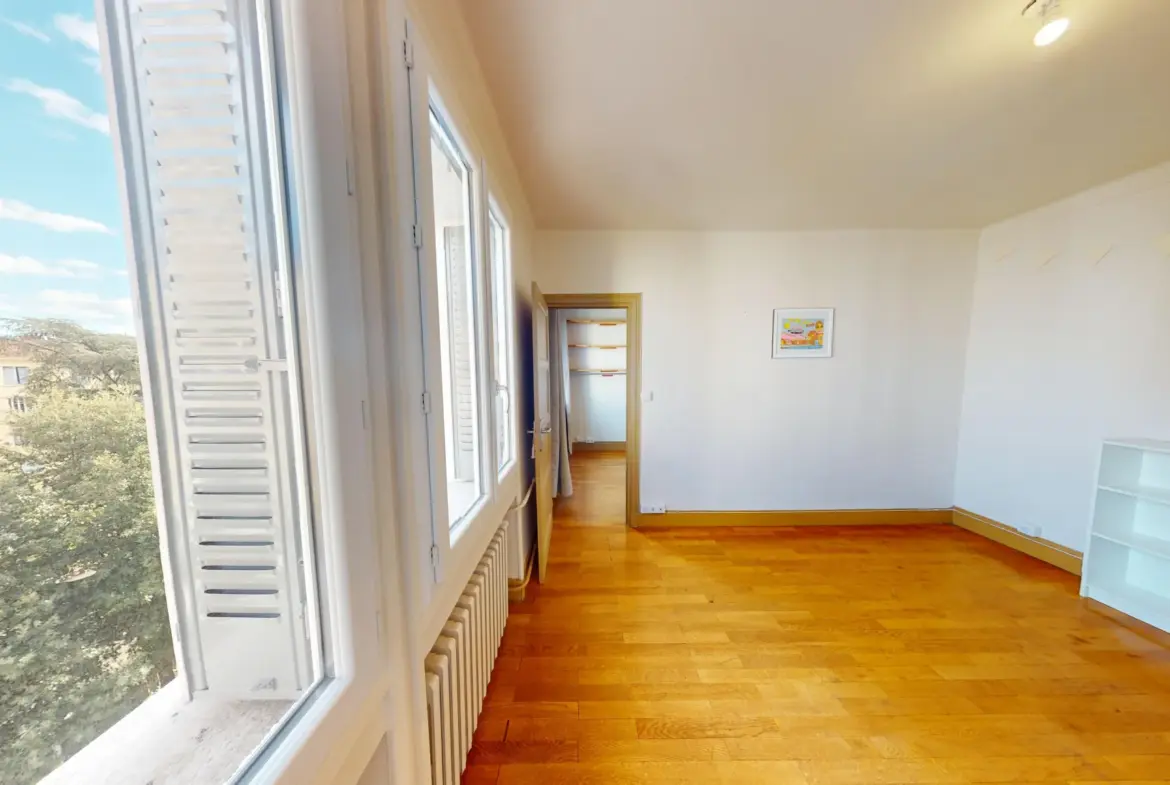 Appartement T2 lumineux à Lyon 6ème - 249 000 euros 