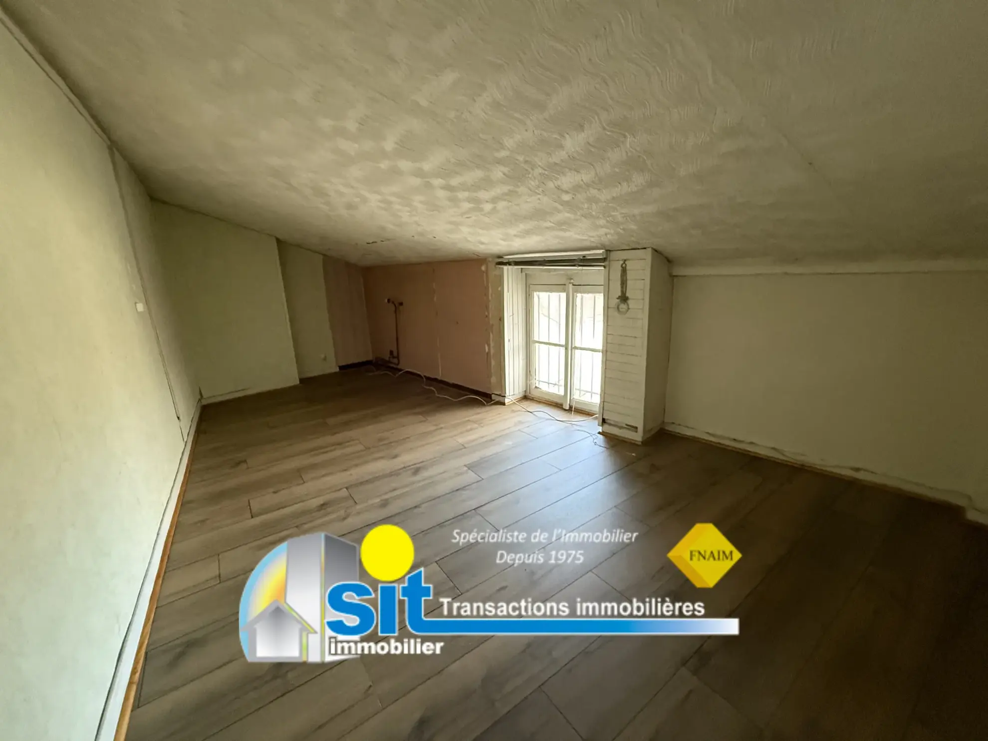 Appartement en duplex à Vienne Centre - 111 m² avec vue dégagée 