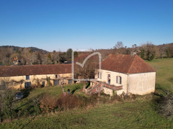 Corps de Ferme à Vendre à Masclat - 2,2 Hectares