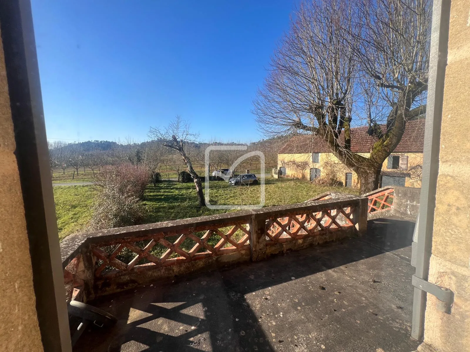 Corps de Ferme à Vendre à Masclat - 2,2 Hectares 