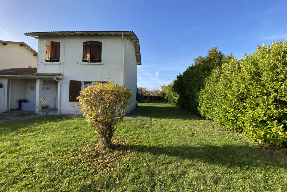 Maison à vendre 65 m² à Bazas - Opportunité à saisir 