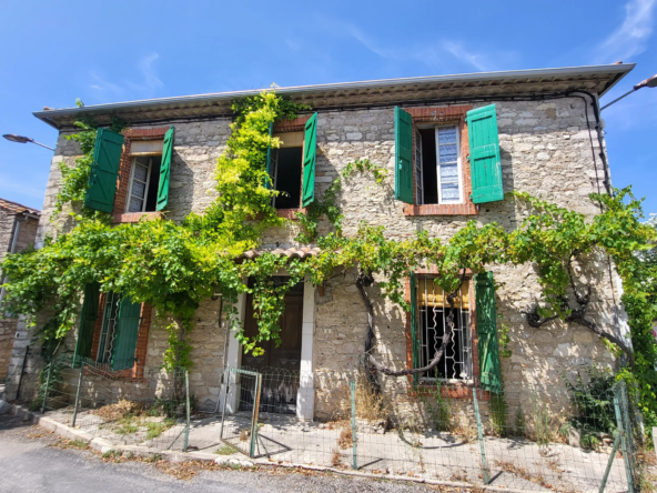 Maison de maître lumineuse à vendre à Logrian Florian