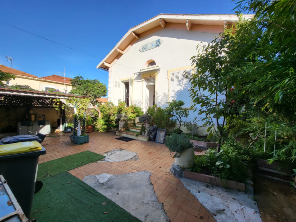 Maison individuelle à rénover à La Seyne-Sur-Mer - Opportinité rare