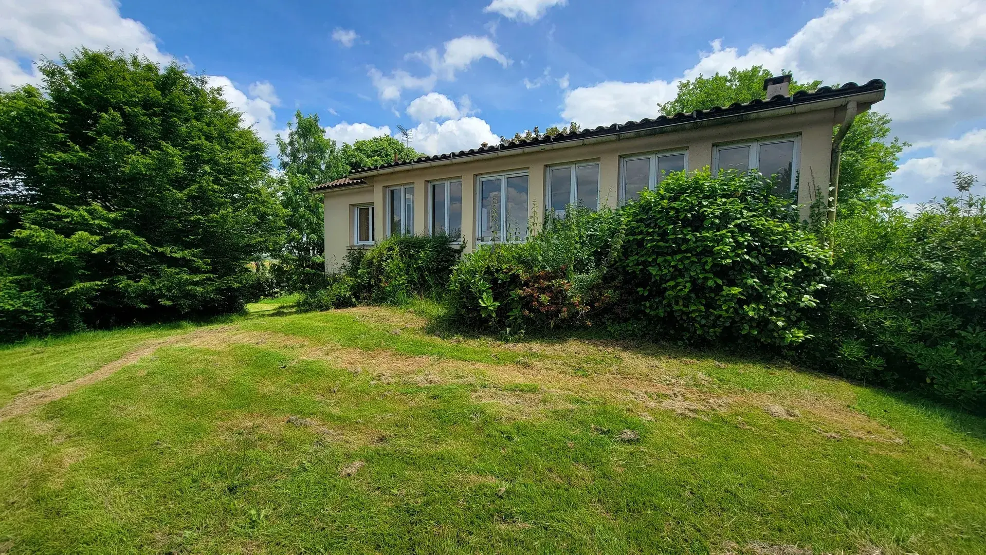 Pavillon à vendre aux Gardes, proche de Cholet et Chemillé 