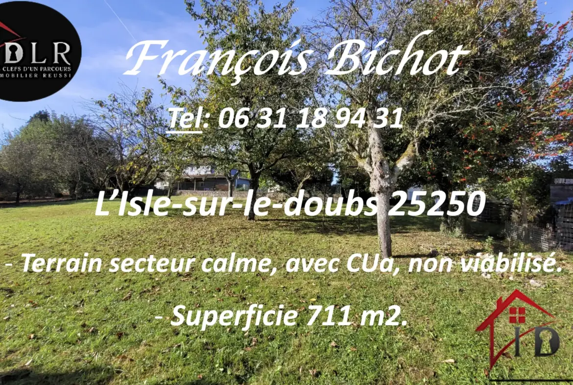 Terrain constructible de 711 m² à L'Isle-sur-le-Doubs 