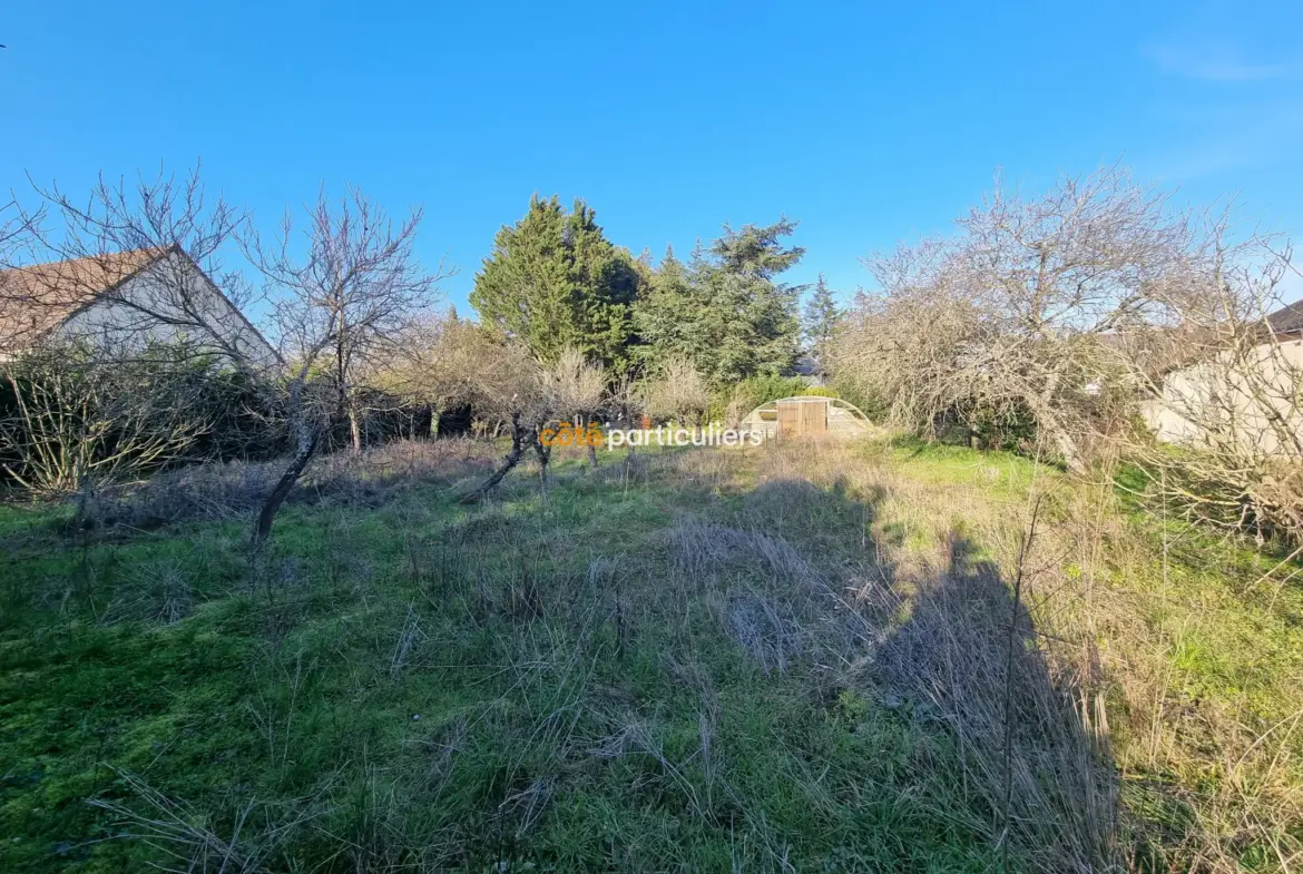 Terrain à vendre de 1100 m² à Esvres sur Indre - Idéal pour construction 