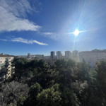 Apparemment rénové, 3 pièces avec balcon à Toulon