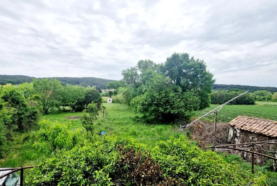 Ferme en pierres à restaurer à Bollène - 125 m² sur 687 m² 