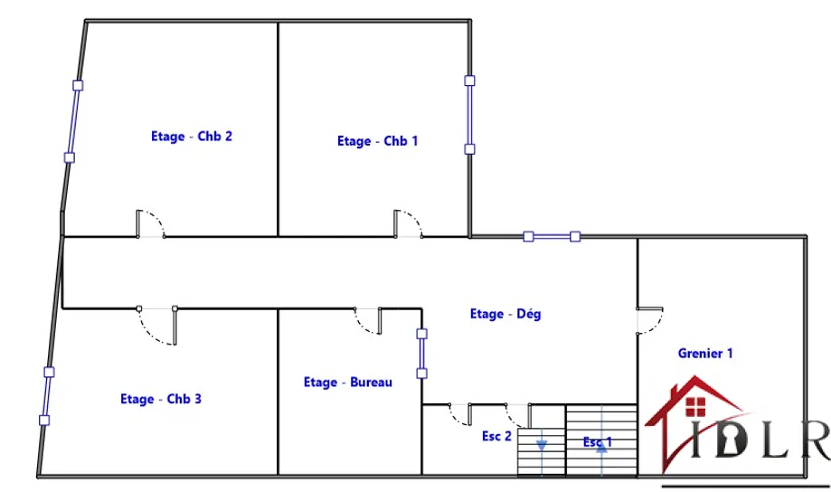 Maison spacieuse de 260 m² à vendre à Voisey 