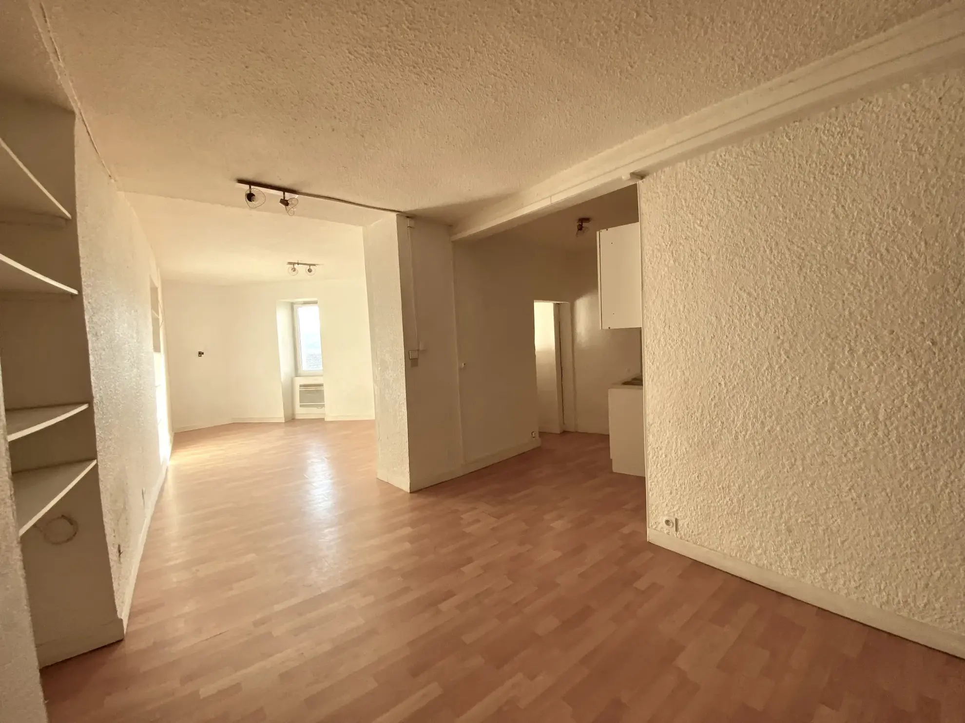 Charmant appartement de 3 pièces à vendre à Annonay 