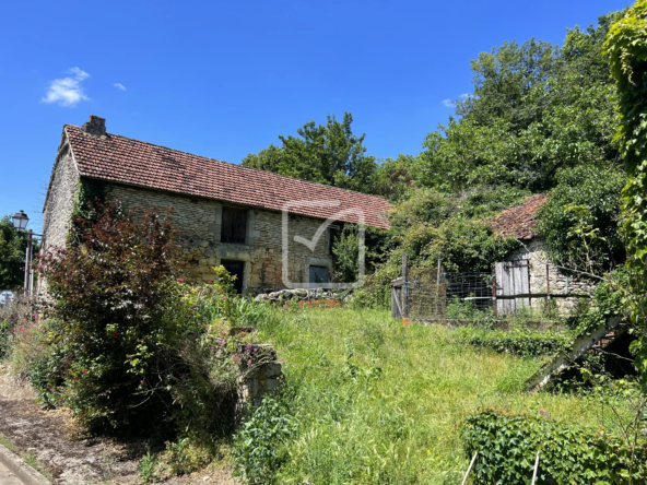 Maison de charme de 245 m² à La Cassagne avec dépendances